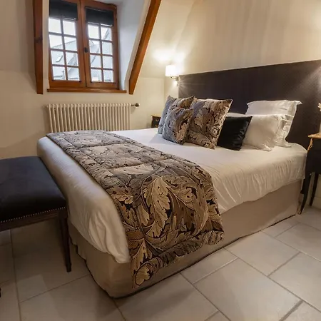 Ferme De La Ranconniere - & Restaurant Hotel 4*