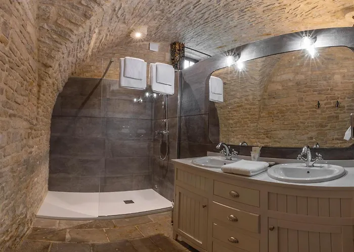 Ferme De La Ranconniere - & Restaurant Hotel 4*