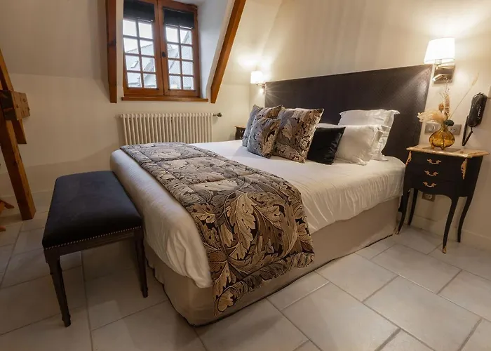 Ferme De La Ranconniere - & Restaurant Hotel 4*