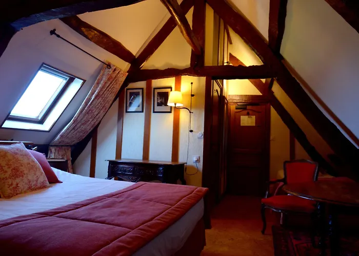 Hotel Ferme De La Ranconniere - & Restaurant Crépon