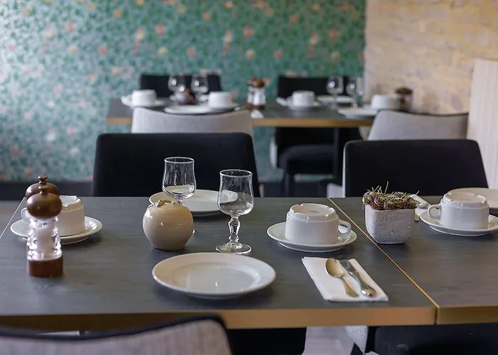 Hotel Ferme De La Ranconniere - & Restaurant