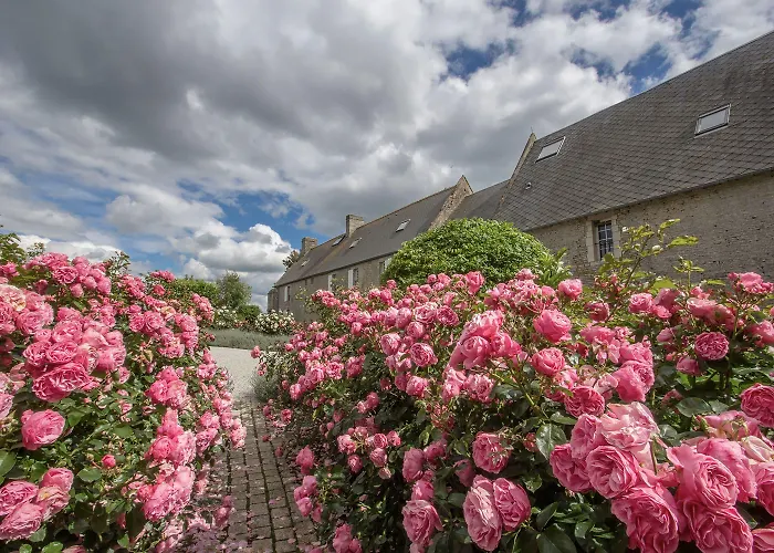 Ferme De La Ranconniere - & Restaurant